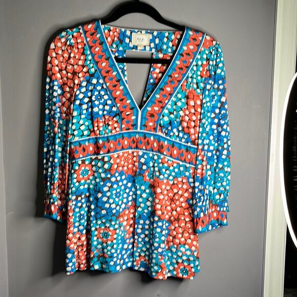 ECI Blue and Red Geometric Print Tunic Size Small - Picture 8 of 8